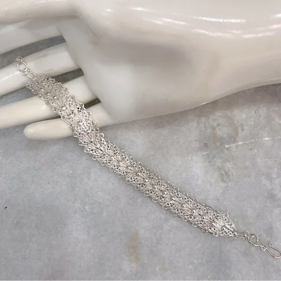 Sterling Silver Overlapping Filigree Bracelet